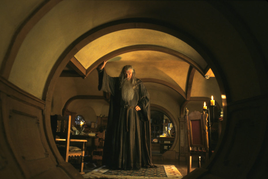 New Line Cinema's "Lord Of The Rings" Gets 13 Oscar Nominations